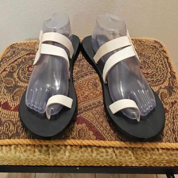 Gye Nyame White Leather Toe Loop Sandals Size 41 - Picture 2 of 7